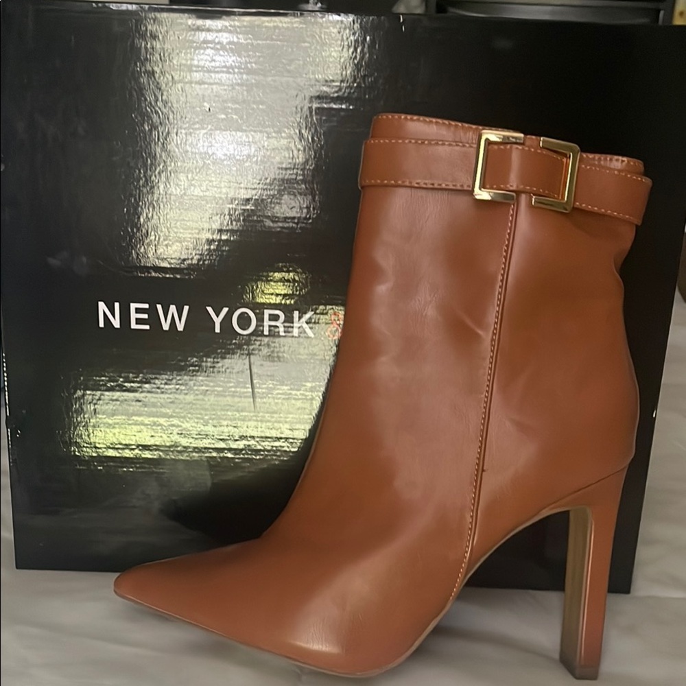 Women's Tan Ankle Boots
